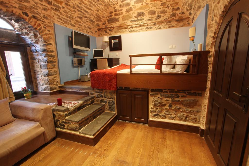 Medieval Castle Aparthotel Μεστά Εξωτερικό φωτογραφία