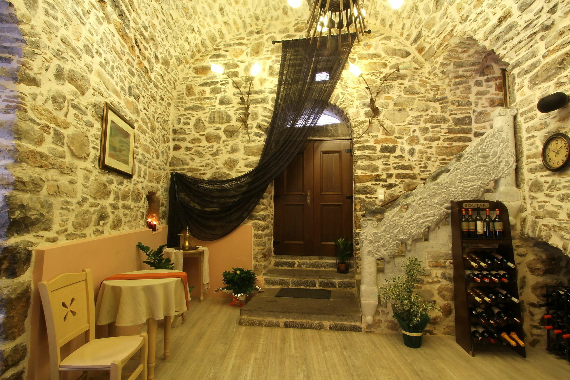 Medieval Castle Aparthotel Μεστά Εξωτερικό φωτογραφία