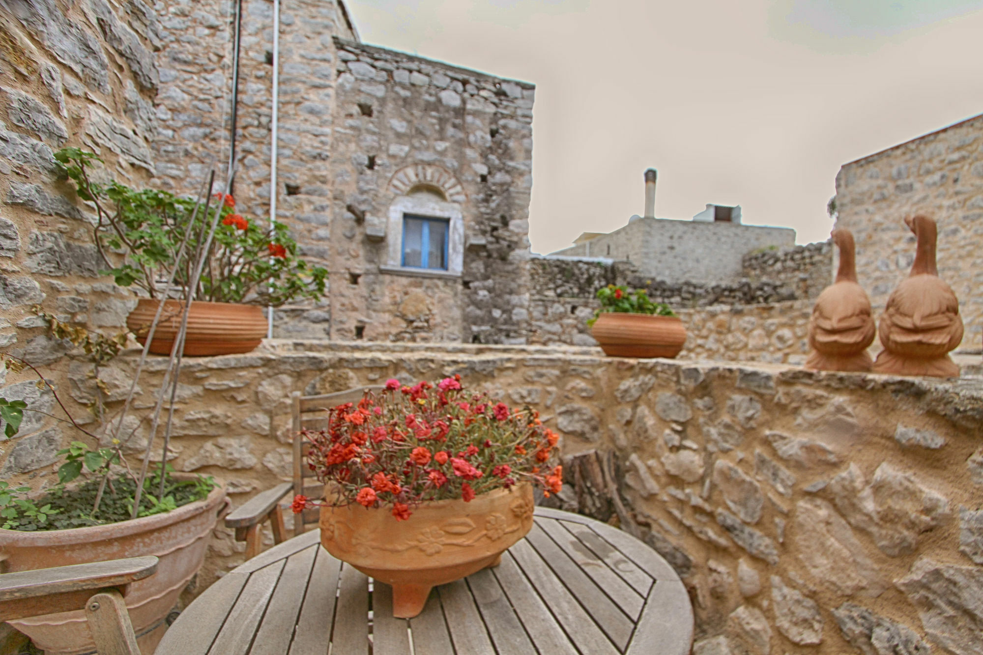 Medieval Castle Aparthotel Μεστά Εξωτερικό φωτογραφία